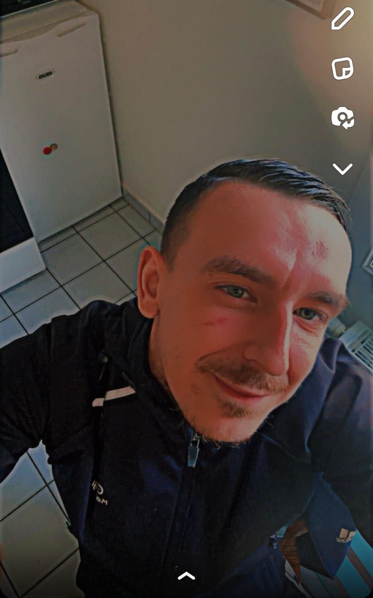 Profil de Sihan, 32 ans, Gay trip à Viano (Grisons)