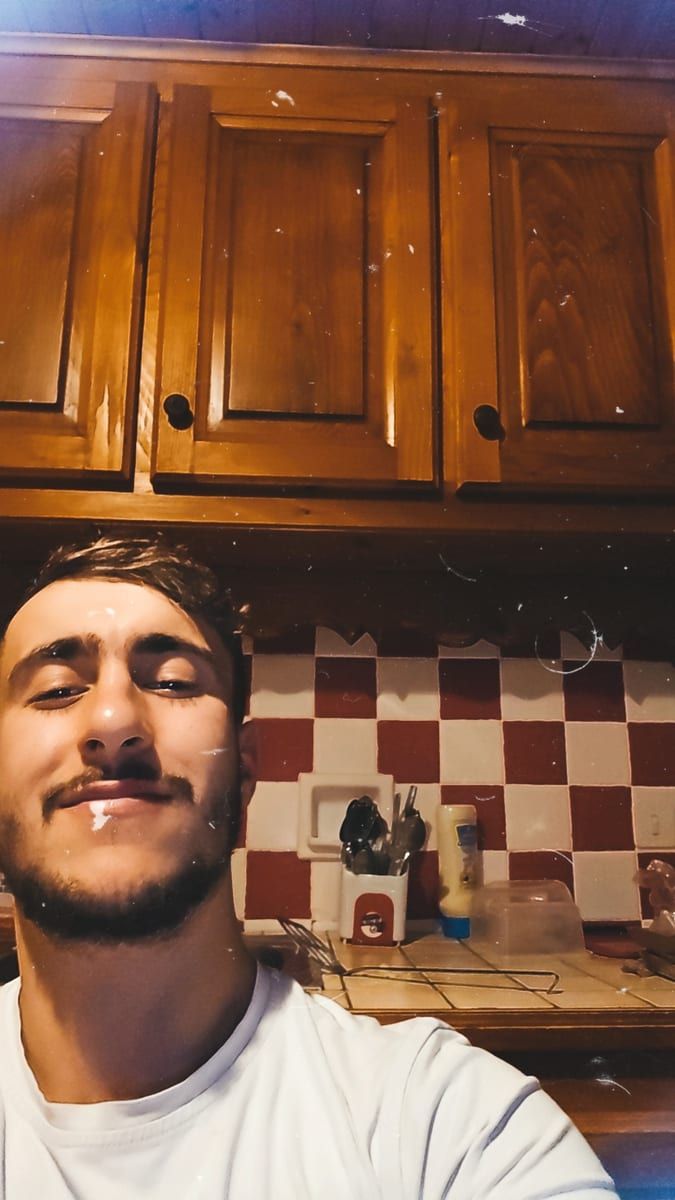 Profil de Fayez, 22 ans, Gay trip à Schlierbach (Lucerne)