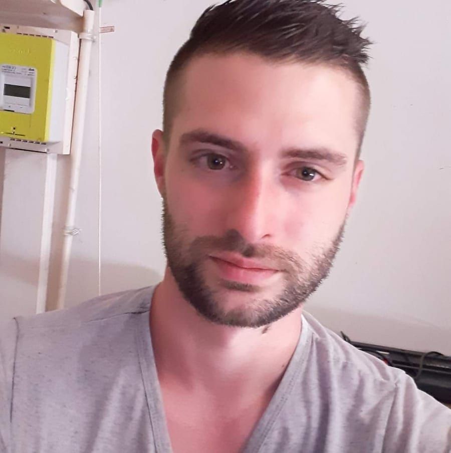 Profil de Eyup, 34 ans, Gay trip à Mase (Valais)