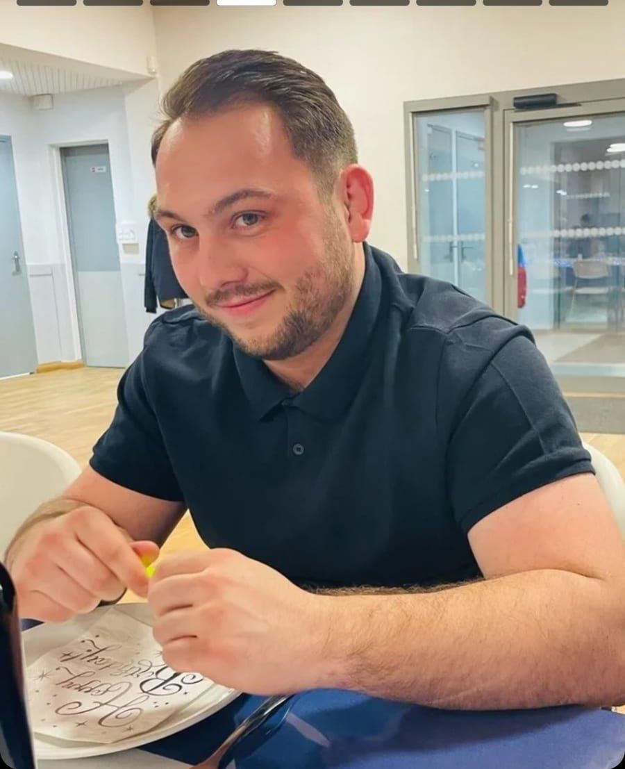 Profil de Lirone, 25 ans, Gay trip à Ranflüh (Berne)