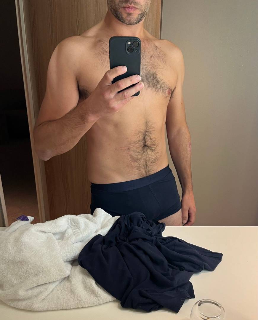 Profil de Faly, 22 ans, Gay trip à Venthône (Valais)