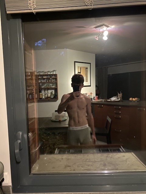 Profil de Housine, 27 ans, Gay trip à Innerberg (Berne)
