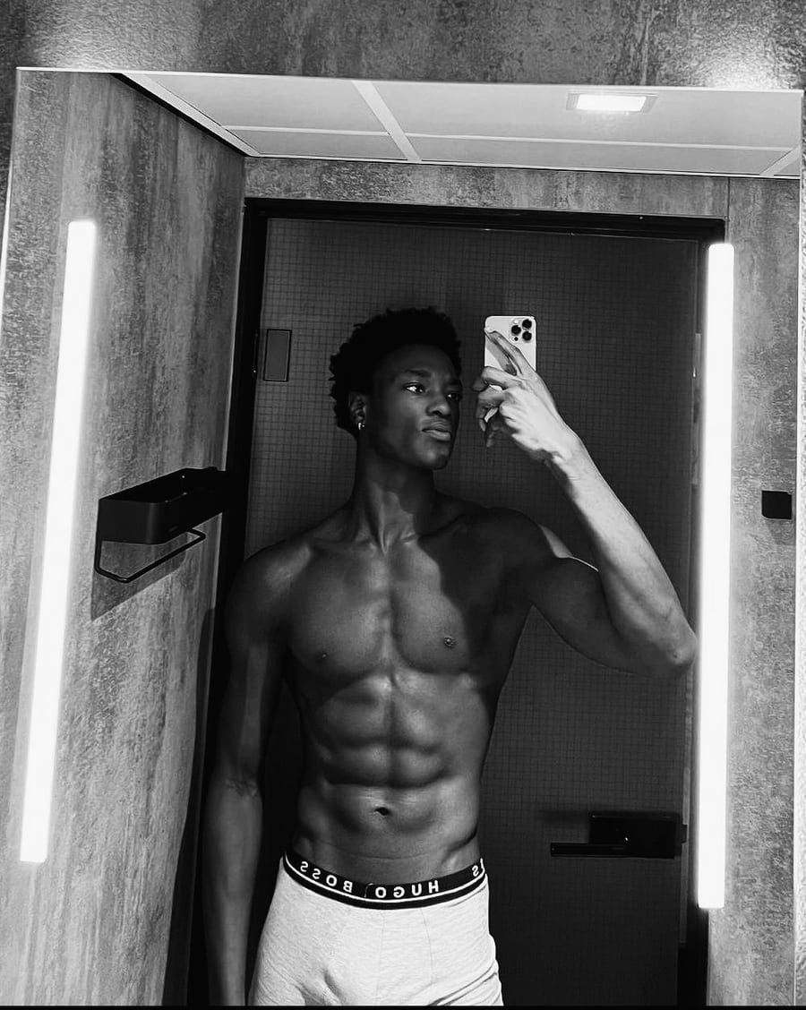 Profil de Zian, 27 ans, Gay trip à Dompierre VD (Vaud)