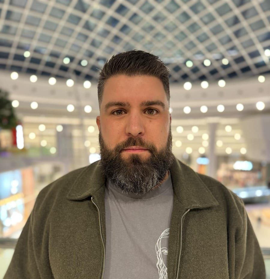 Profil de Laury, 40 ans, Gay trip à Denezy (Vaud)