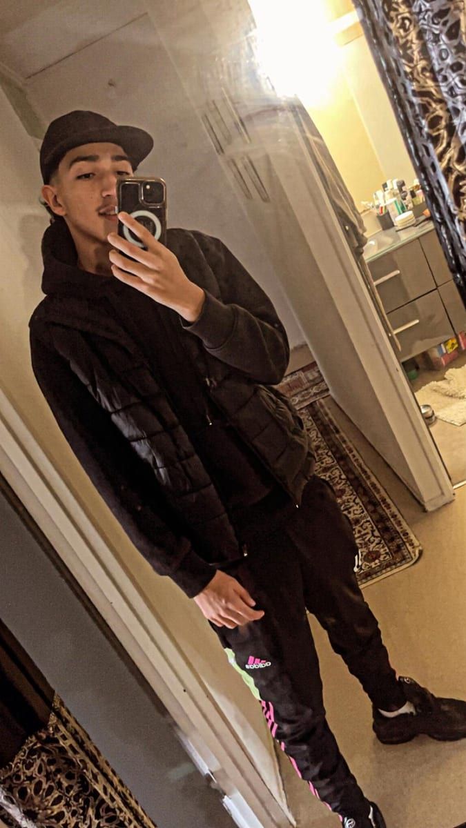 Profil de Imrane, 31 ans, Gay trip à Longeau (Berne)