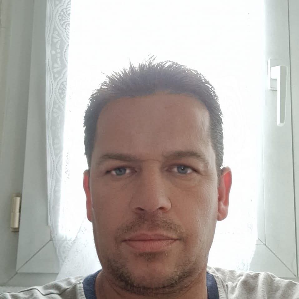 Profil de Liebert, 24 ans, Gay trip à Salouf (Grisons)