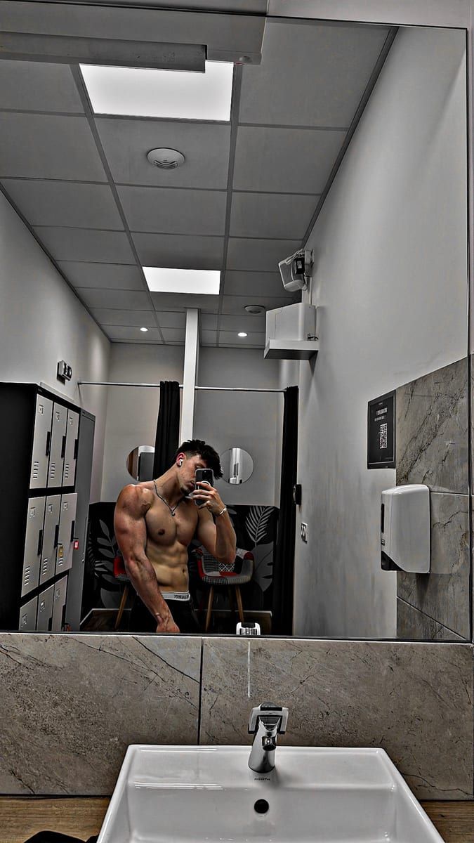 Profil de Mareck, 33 ans, Gay trip à Chapella (Grisons)