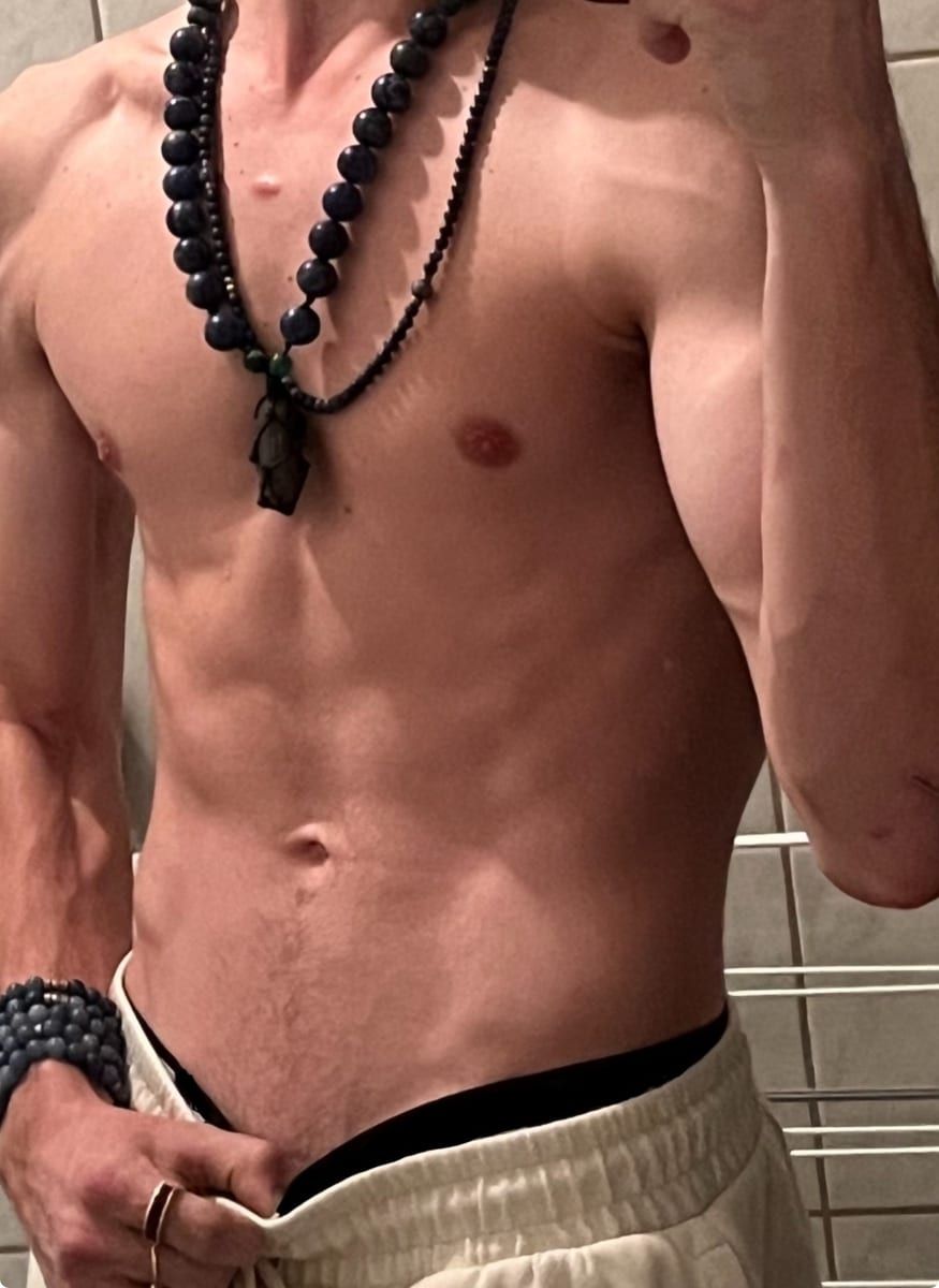 Profil de Ilyasse, 38 ans, Gay trip à Krattigen (Berne)