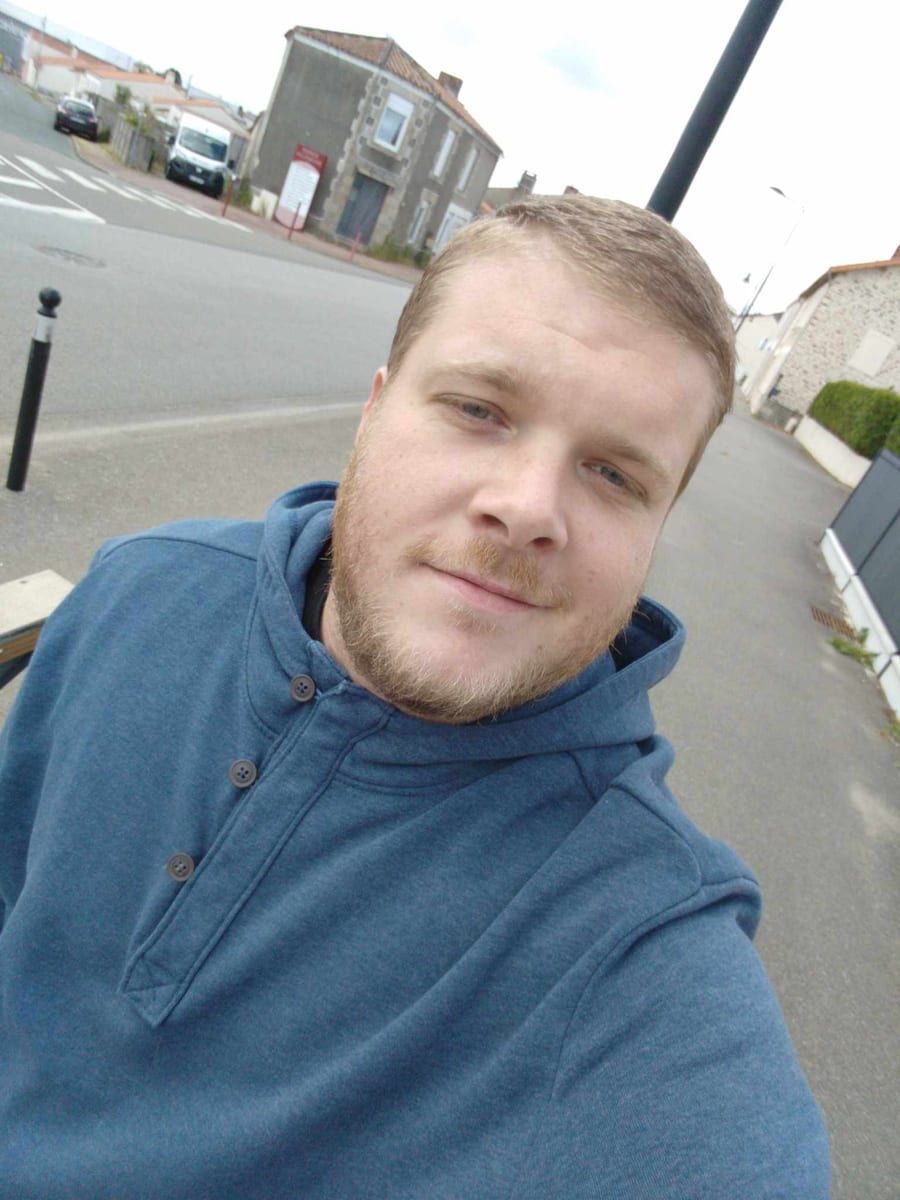 Profil de Tangui, 33 ans, Gay trip à Wilen b. Wollerau (Schwytz)