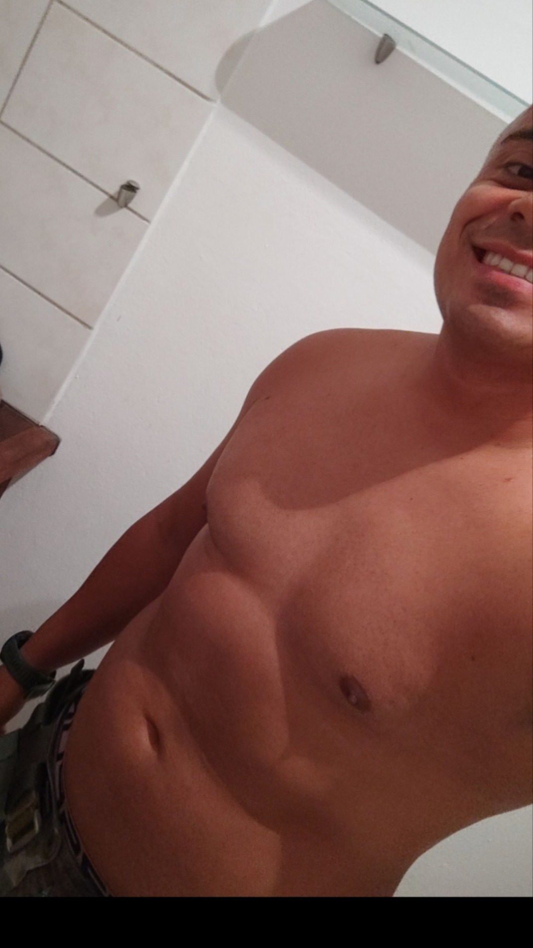 Profil de Gurvan, 40 ans, Gay trip à Viano (Grisons)