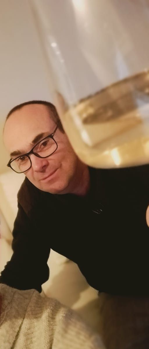 Profil de Adrian, 32 ans, Gay trip à Faulensee (Berne)
