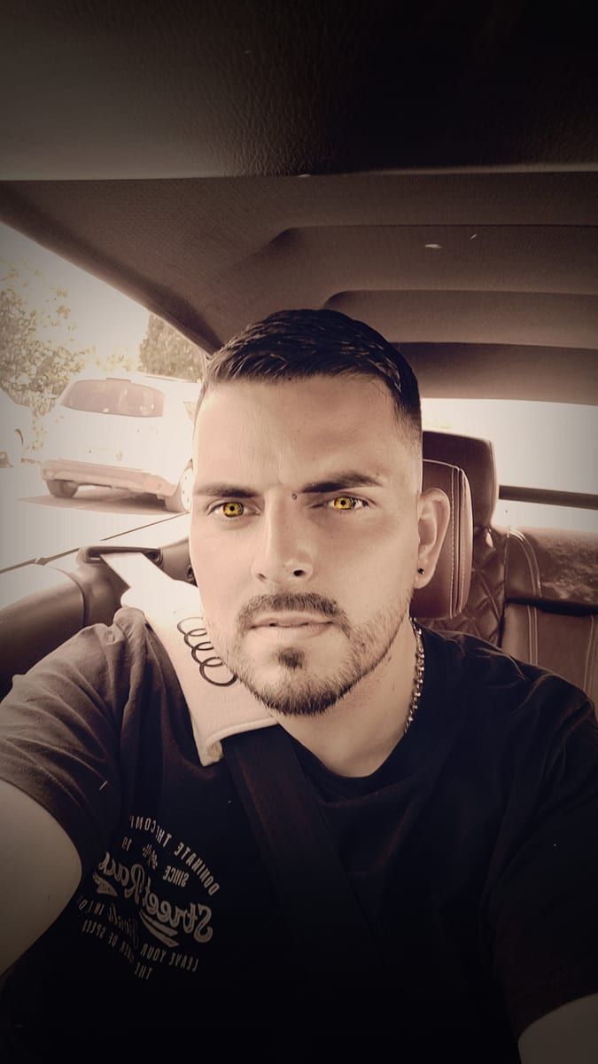 Profil de Marc-jean, 26 ans, Gay trip à Tartar (Grisons)