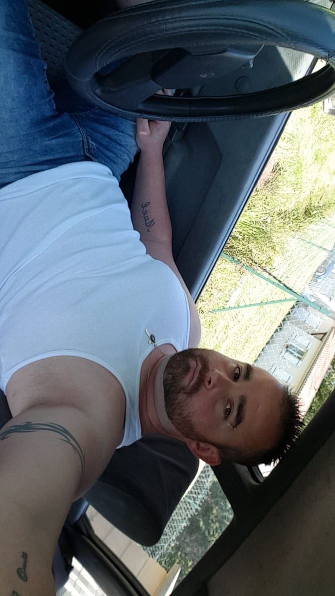 Alp - Gay trip à Busswil b. Melchnau Profil de Alp, 34 ans, Gay trip à Busswil b. Melchnau (Berne)