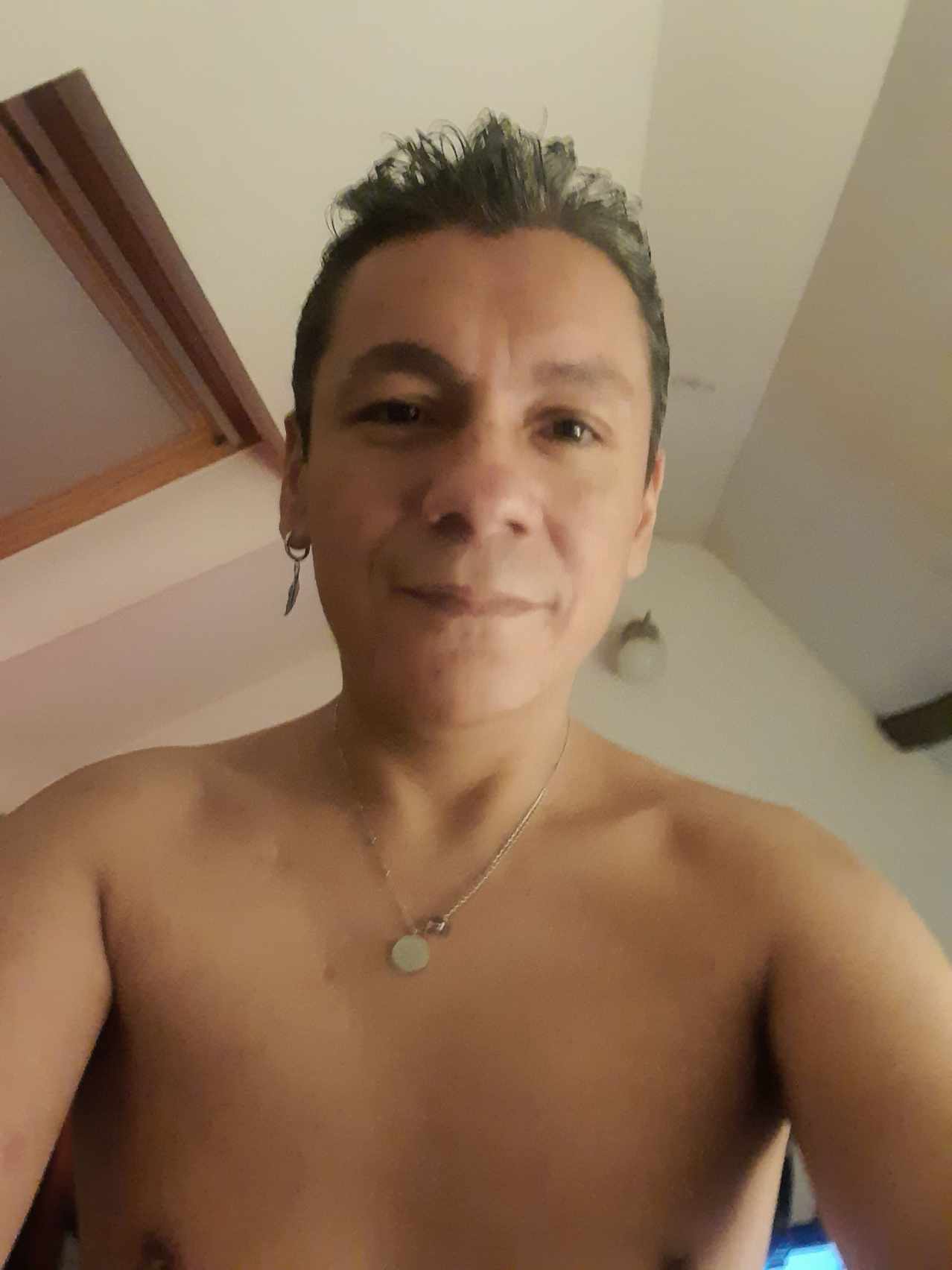 Profil de Joannice, 44 ans, Gay trip à Enges (Neuchâtel)