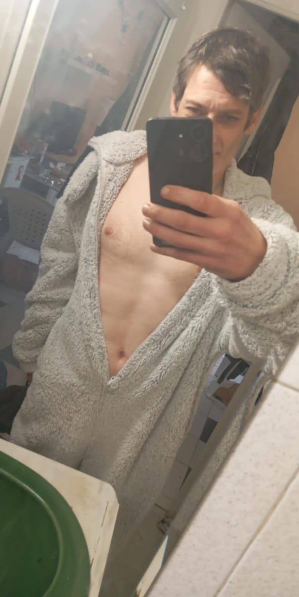 Profil de Pio, 24 ans, Gay trip à Martina (Grisons)