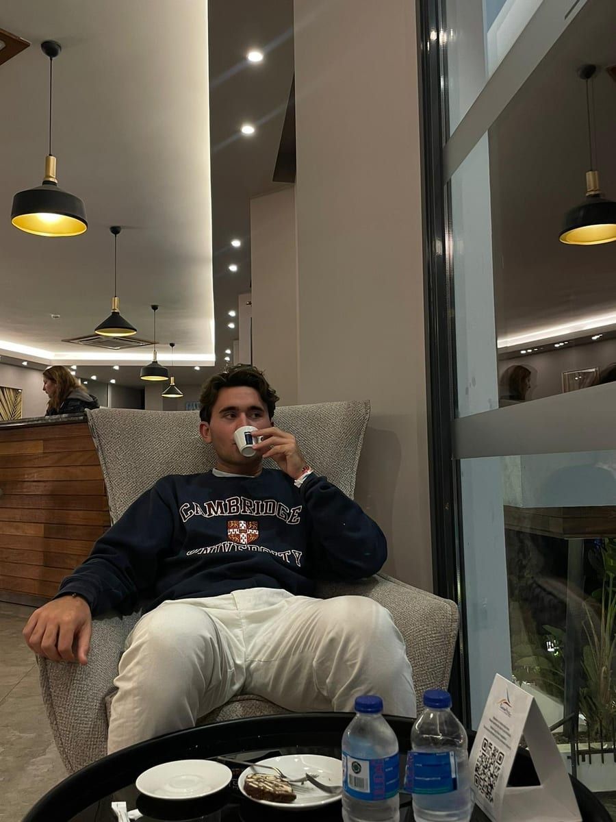 Darenn - Gay trip à Egg b. Zürich Profil de Darenn, 28 ans, Gay trip à Egg b. Zürich (Zurich)