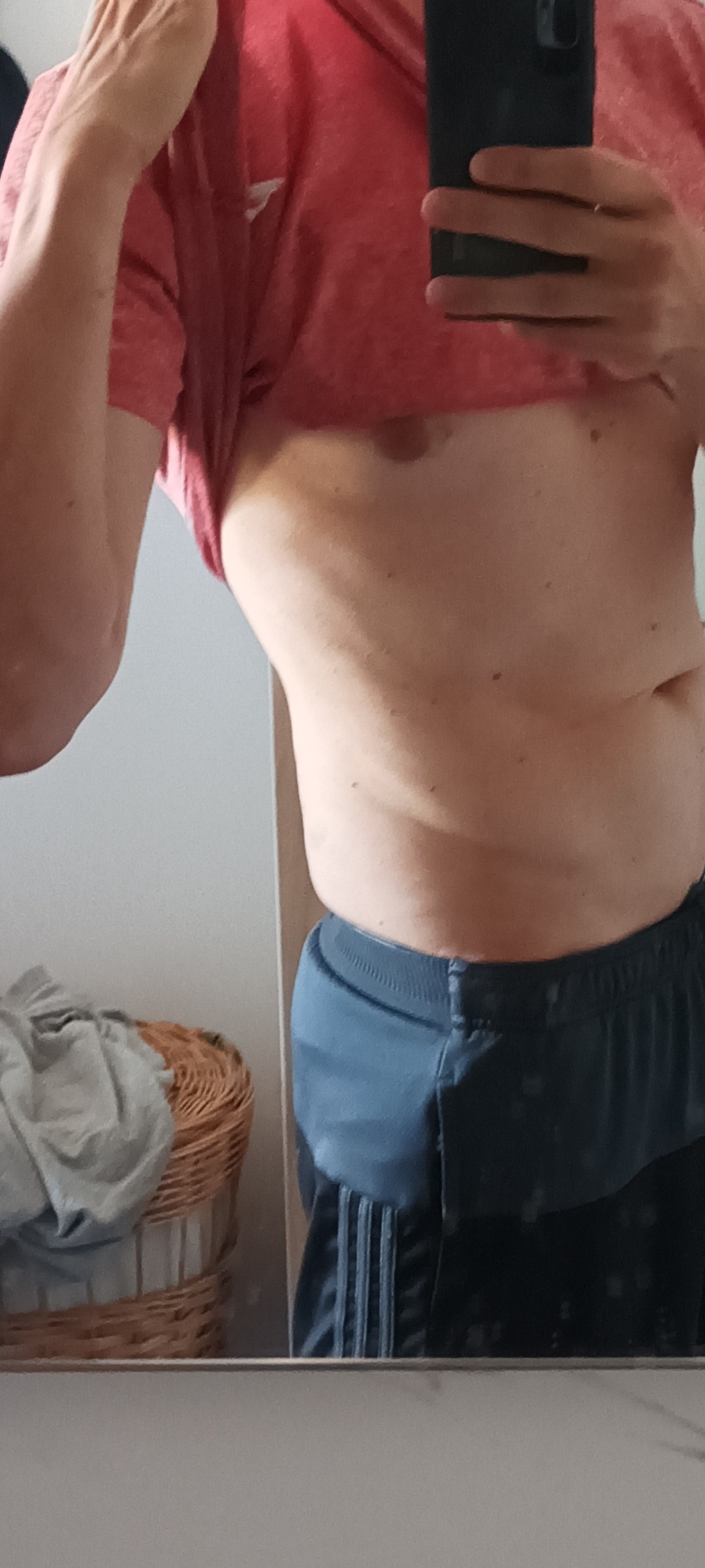 Profil de Abdel-malik, 35 ans, Gay trip à Binn (Valais)