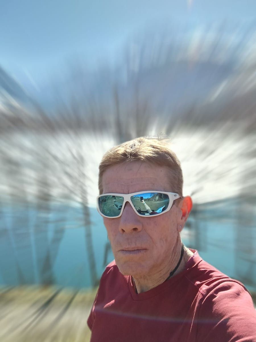 Profil de Almamy, 27 ans, Gay trip à Sagogn (Grisons)