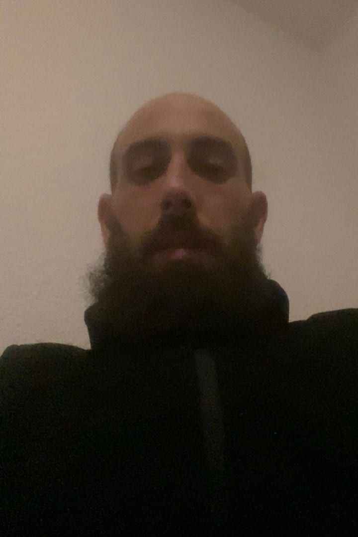 Profil de Razi, 30 ans, Gay trip à Bleienbach (Berne)