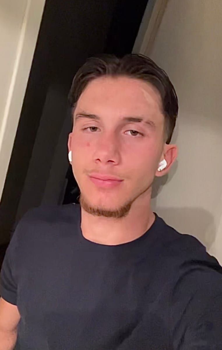 Profil de Jac, 22 ans, Gay trip à Wollerau (Schwytz)