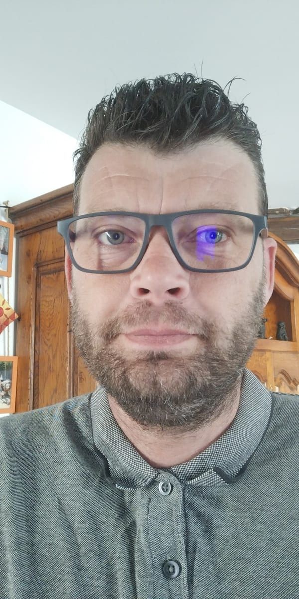 Profil de Bakary, 36 ans, Gay trip à Lax (Valais)