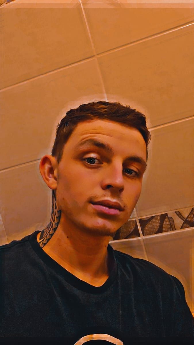 Profil de Derrick, 36 ans, Gay trip à Riedern (Glaris)