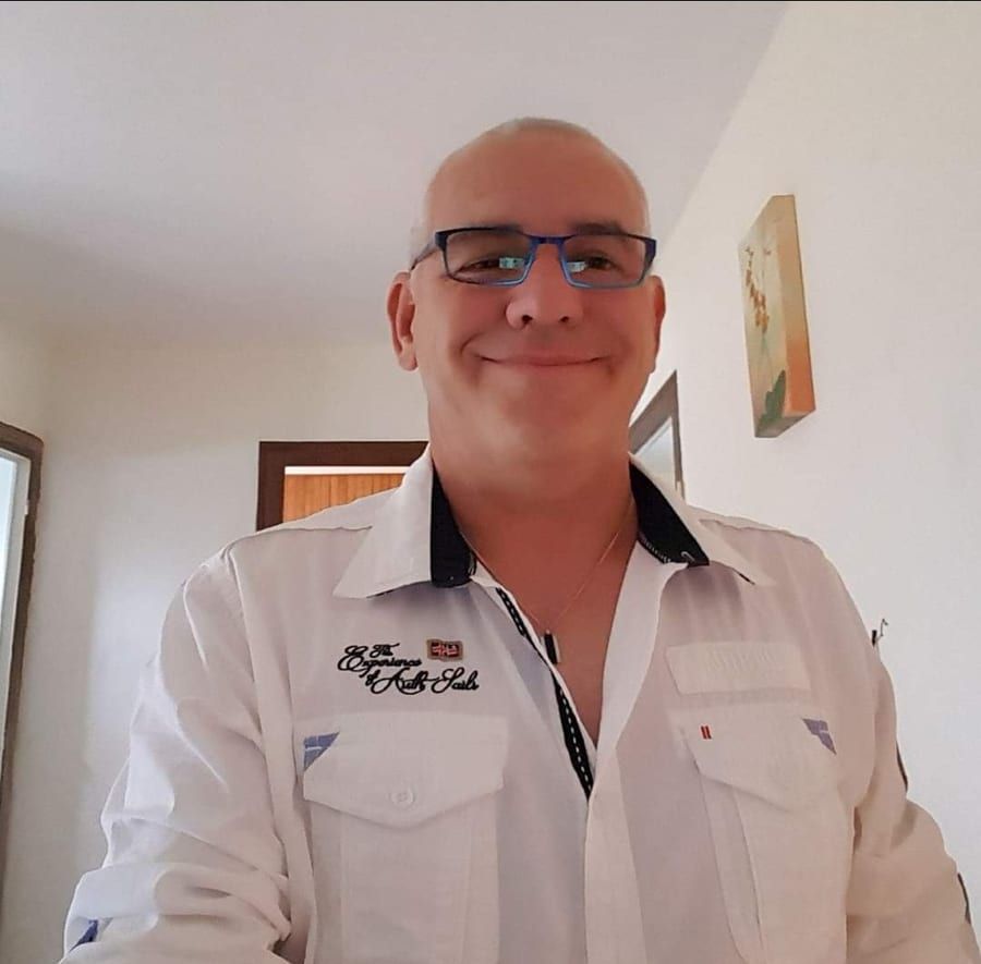 Profil de Elyess, 34 ans, Gay trip à Turtmann (Valais)