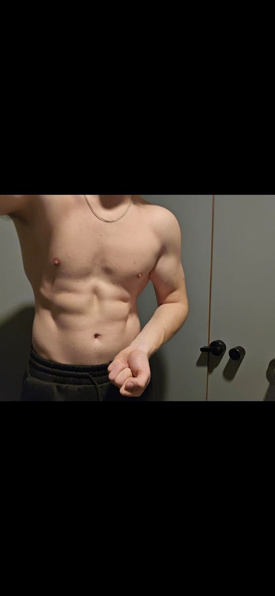 Profil de Drazic, 23 ans, Gay trip à Oppens (Vaud)