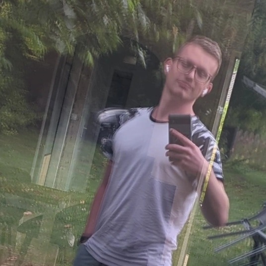 Profil de Alonzo, 43 ans, Gay trip à Naters (Valais)