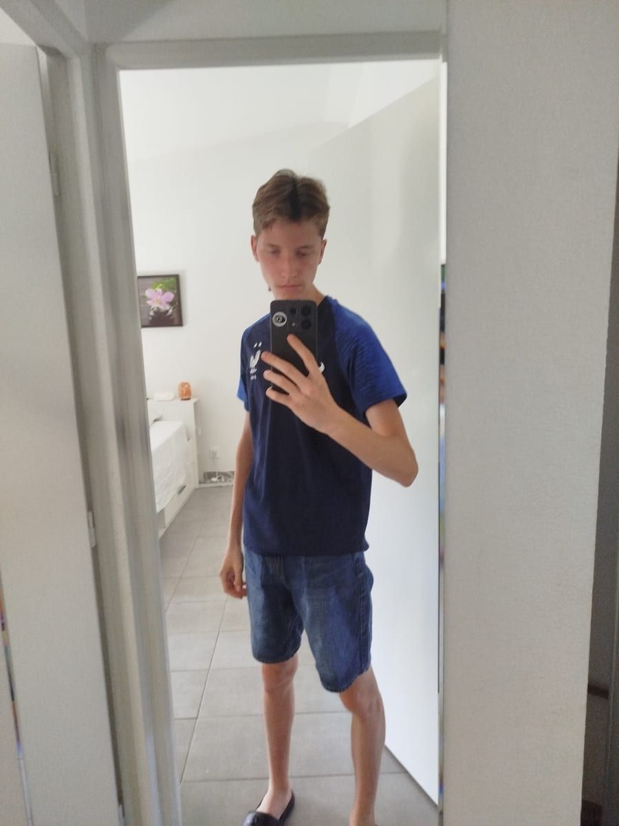 Profil de Eliass, 37 ans, Gay trip à Wilen b. Wollerau (Schwytz)
