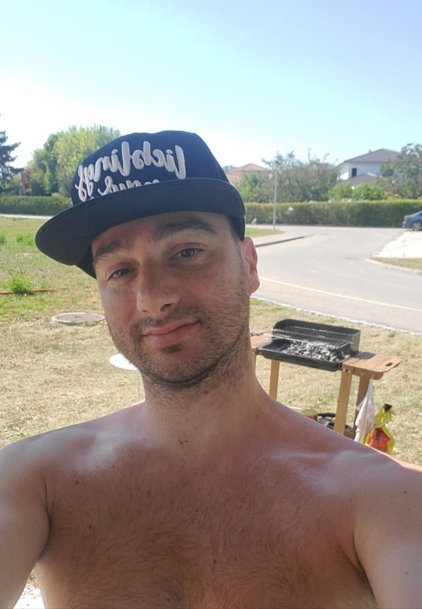 Profil de Ziade, 25 ans, Gay trip à Lieli LU (Lucerne)