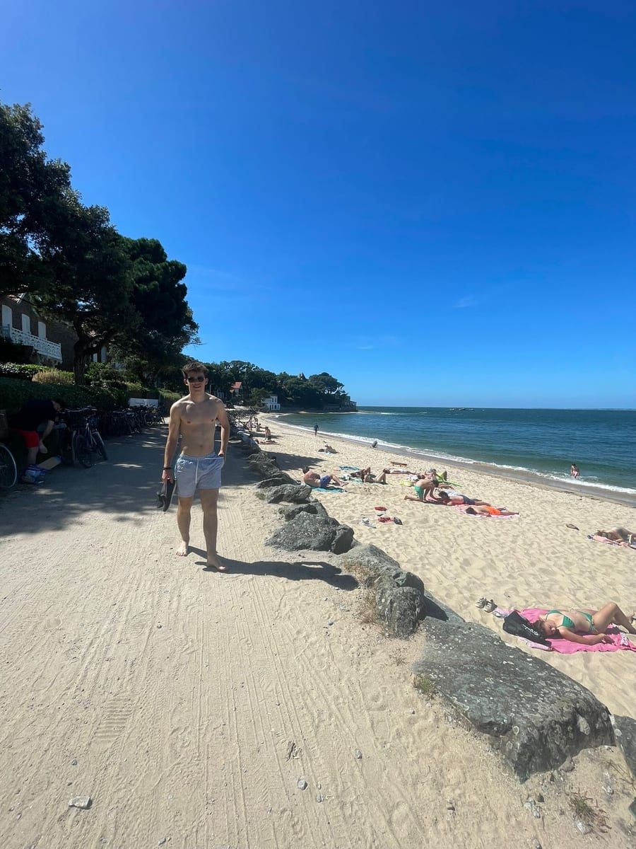 Profil de Djamy, 25 ans, Gay trip à Geiss (Lucerne)