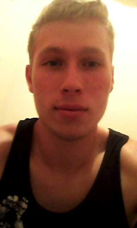 Profil de Hermin, 27 ans, Gay trip à Bowil (Berne)
