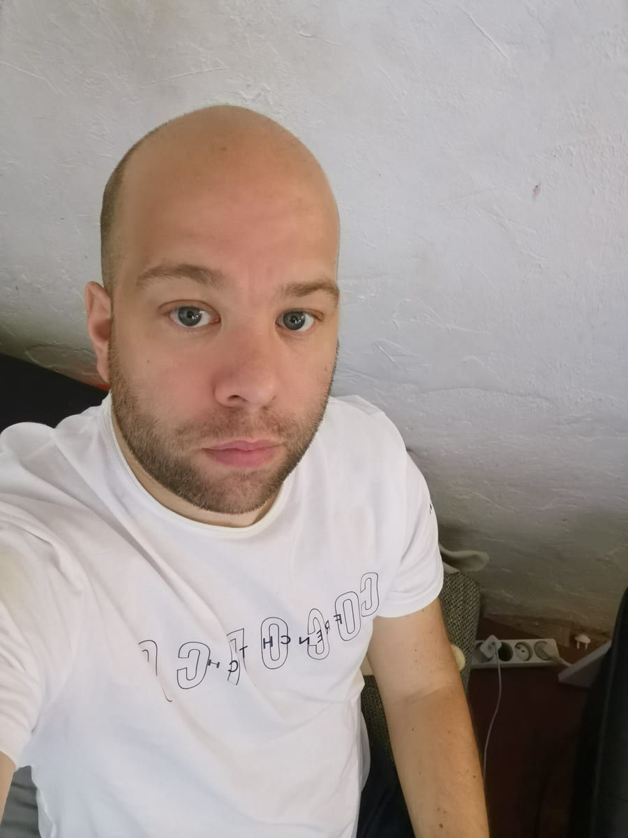 Profil de Bader, 43 ans, Gay trip à Miège (Valais)