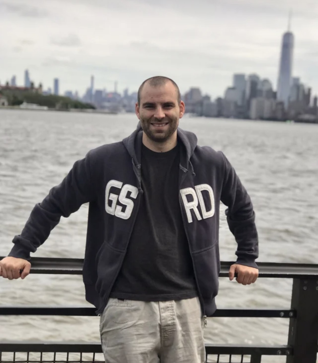 Profil de Max, 26 ans, Gay trip à Chemin (Valais)