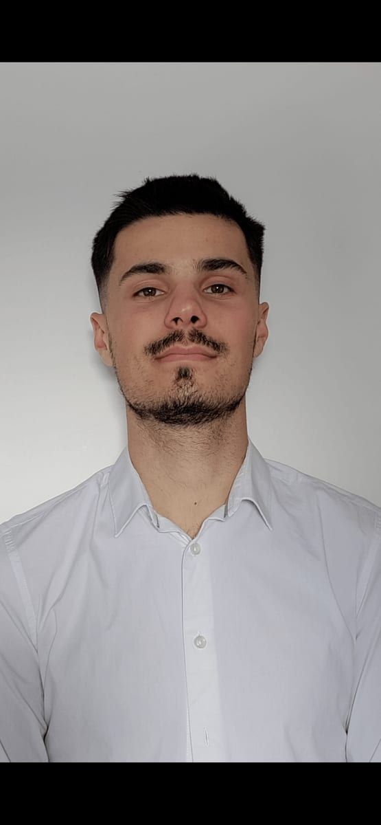 Profil de Hilarion, 25 ans, Gay trip à Klosters (Grisons)