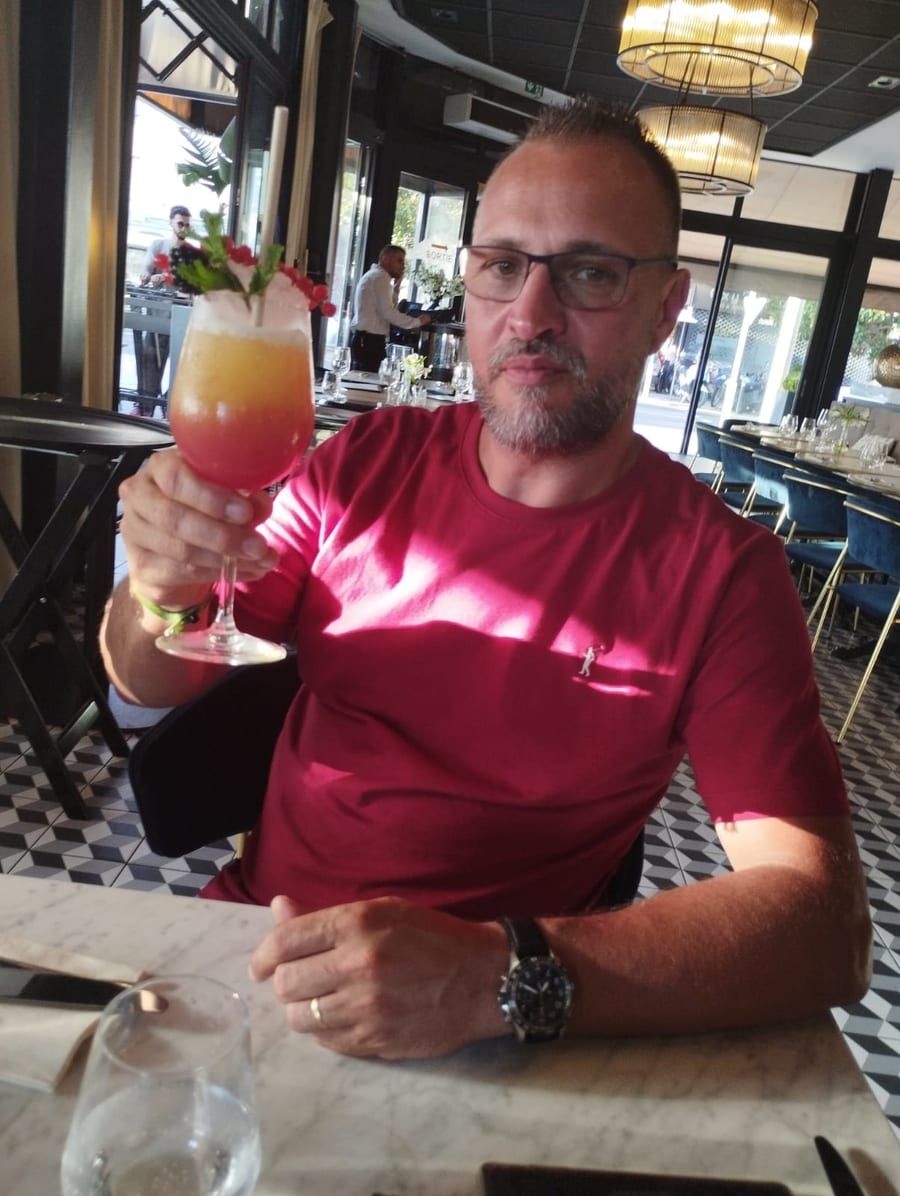 Profil de Sovann, 25 ans, Gay trip à Gerolfingen (Berne)