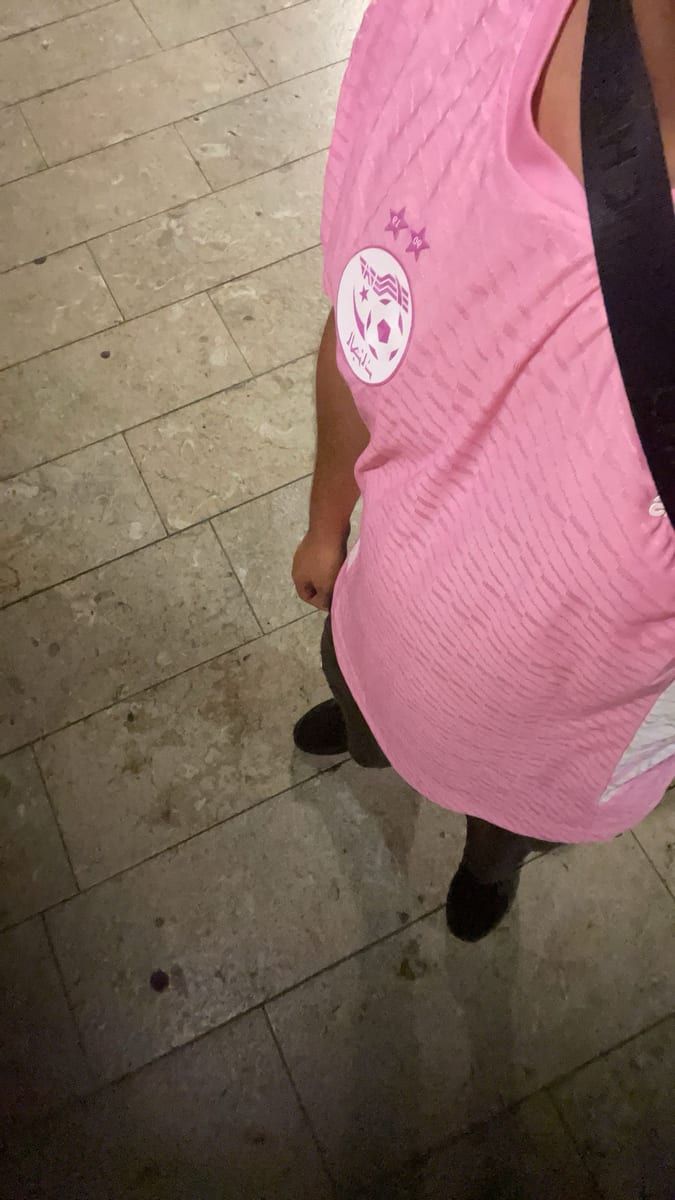 Elliot - Gay trip à Schliern b. Köniz Profil de Elliot, 28 ans, Gay trip à Schliern b. Köniz (Berne)