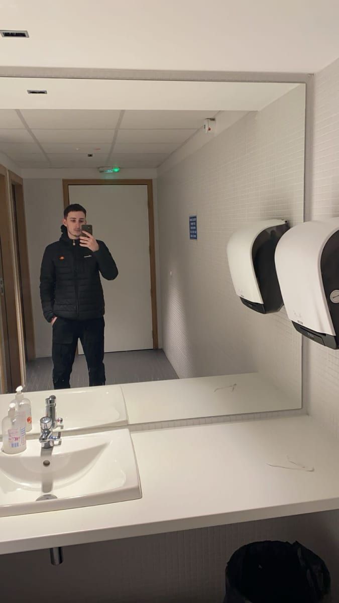 Profil de Iwan, 41 ans, Gay trip à Aclens (Vaud)