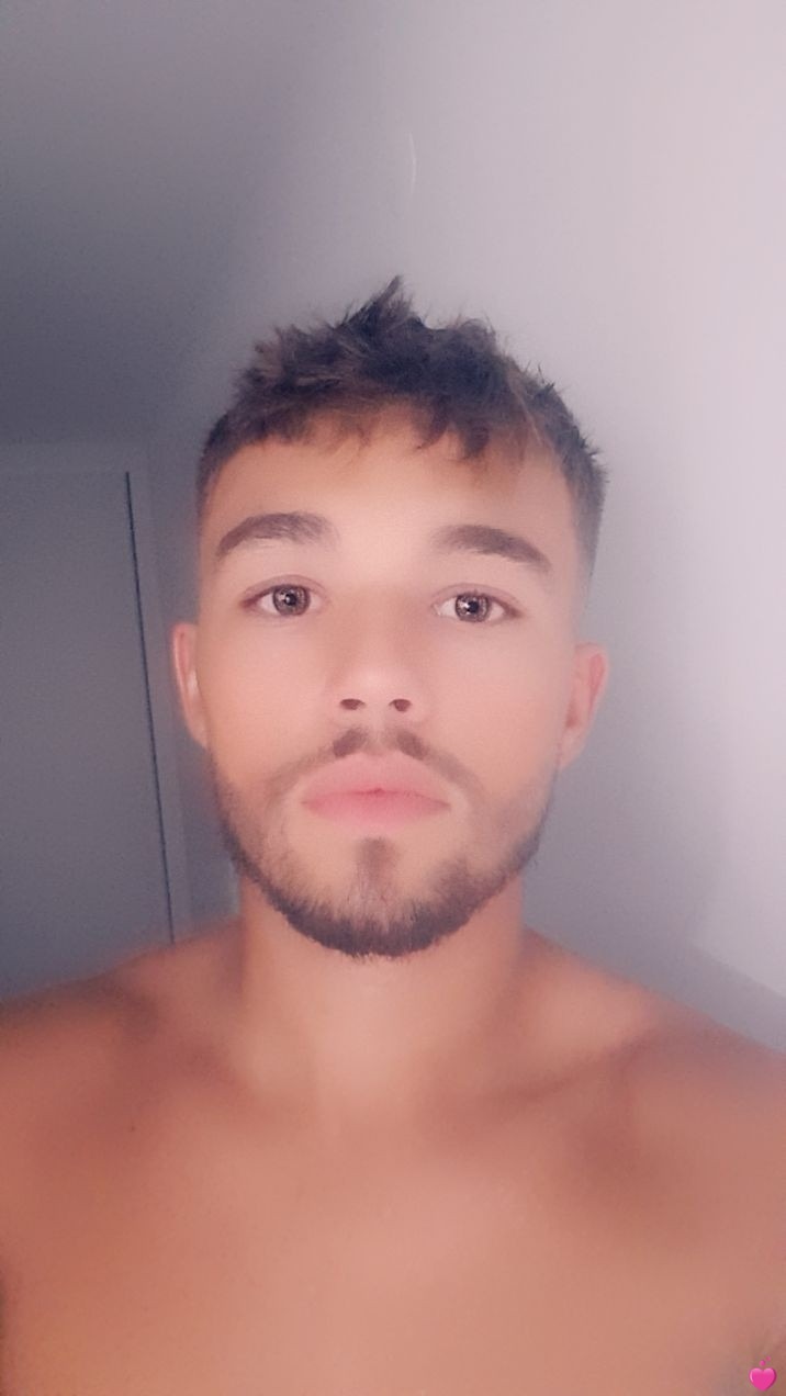 Profil de Ylies, 30 ans, Gay trip à Miège (Valais)