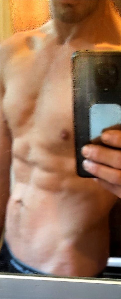 Profil de Hashim, 28 ans, Gay trip à Wiggen (Lucerne)